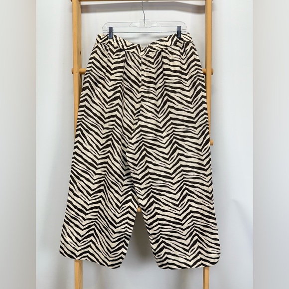 TAHARI Cream and brown zebra print 💯 Linen wide leg crop pants size XL - Picture 6 of 12